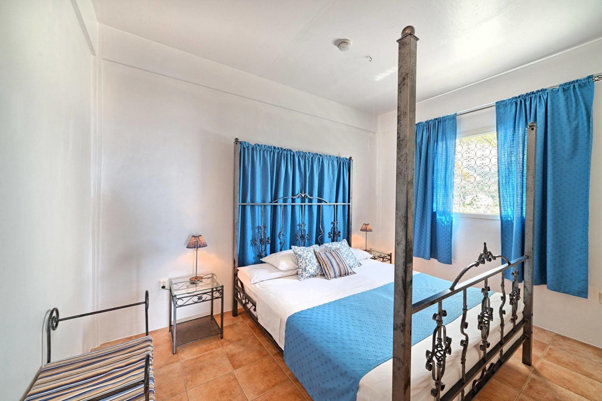 Caribbean Sea View Holiday Apartments Mero Bagian luar foto